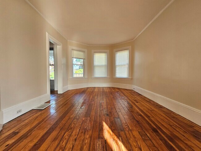 Foto del edificio - 38-40-40 Hillside Ave