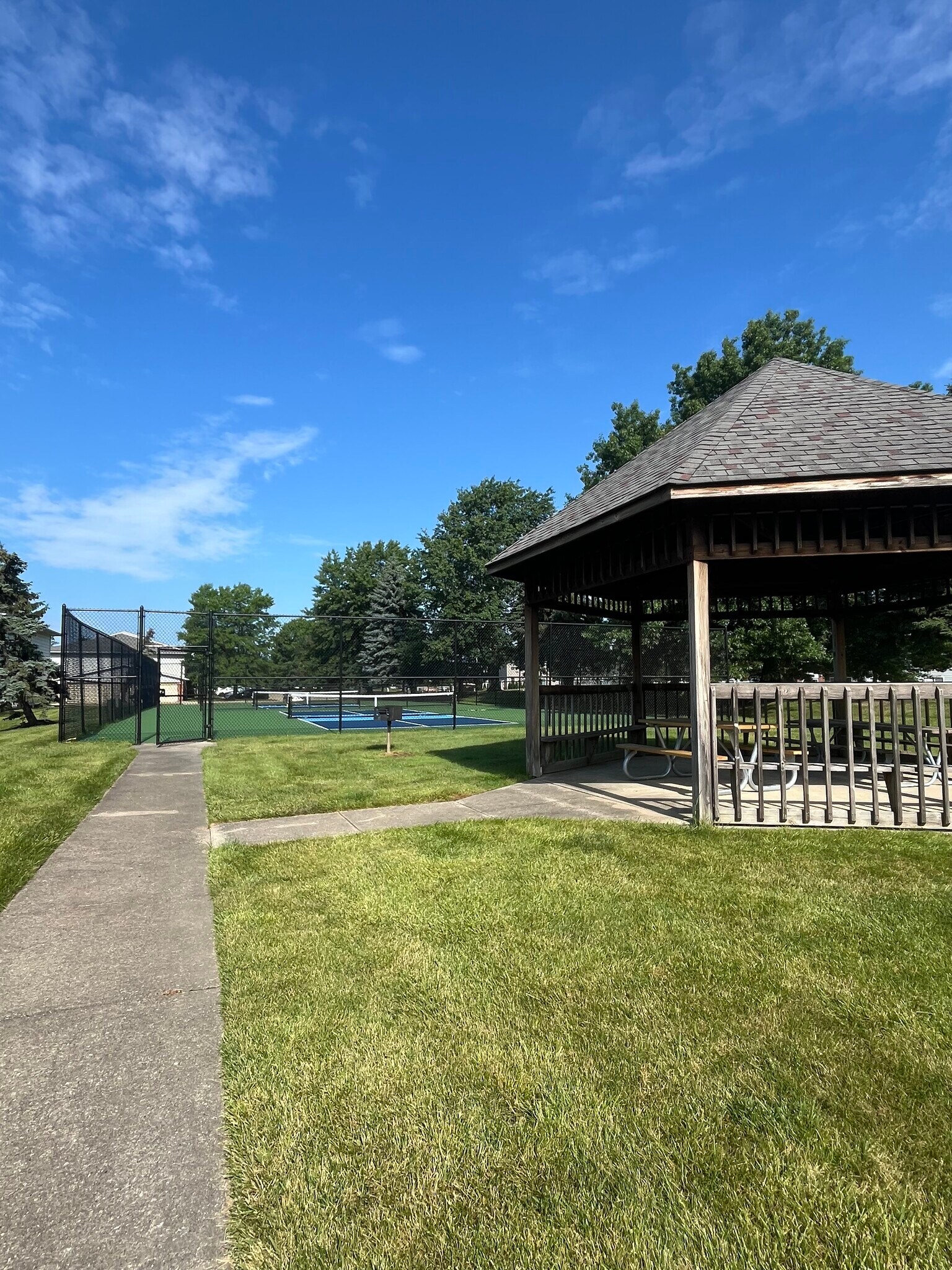 Tamarac Apartments – photo 3
