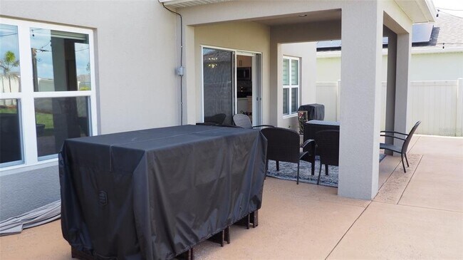 Building Photo - 216 Denali St