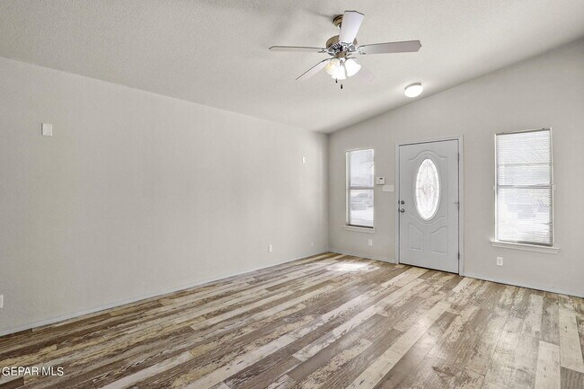 Building Photo - 14677 Boer Trail