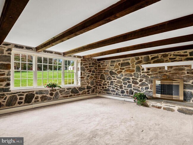 Foto del edificio - 1105 Waterloo Rd