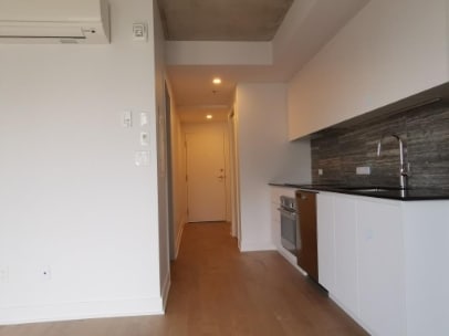 Photo du bâtiment - 2300 Rue Rue Tupper