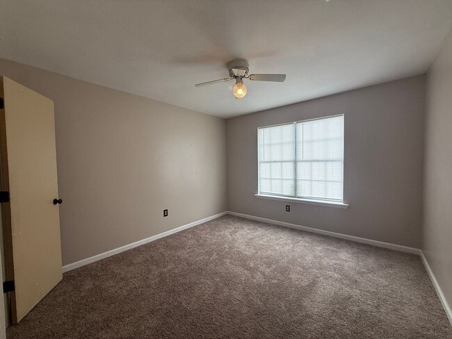 Building Photo - 3313 Camak Dr