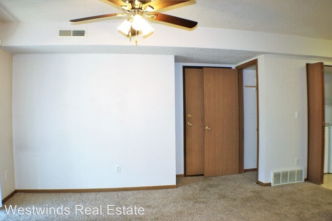 Building Photo - 2 br, 1 bath House - 2534 Rushmore Drive