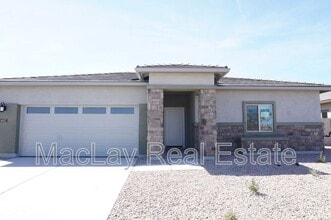 Building Photo - 4027 N Ghost Holw Wy
