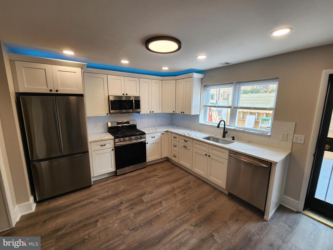 Foto principal - 1102 Watkins St
