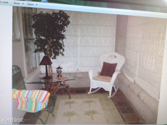 Foto del edificio - 3 br, 2 bath House - 806 Mars Hill Rd