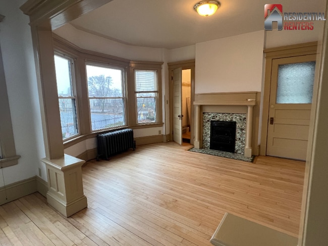 Building Photo - 540 N 34th St