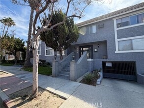 Building Photo - 240 W Verdugo Ave