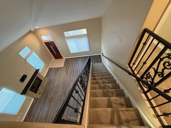 Foto del edificio - Charming Home Just Minutes from the Beach!