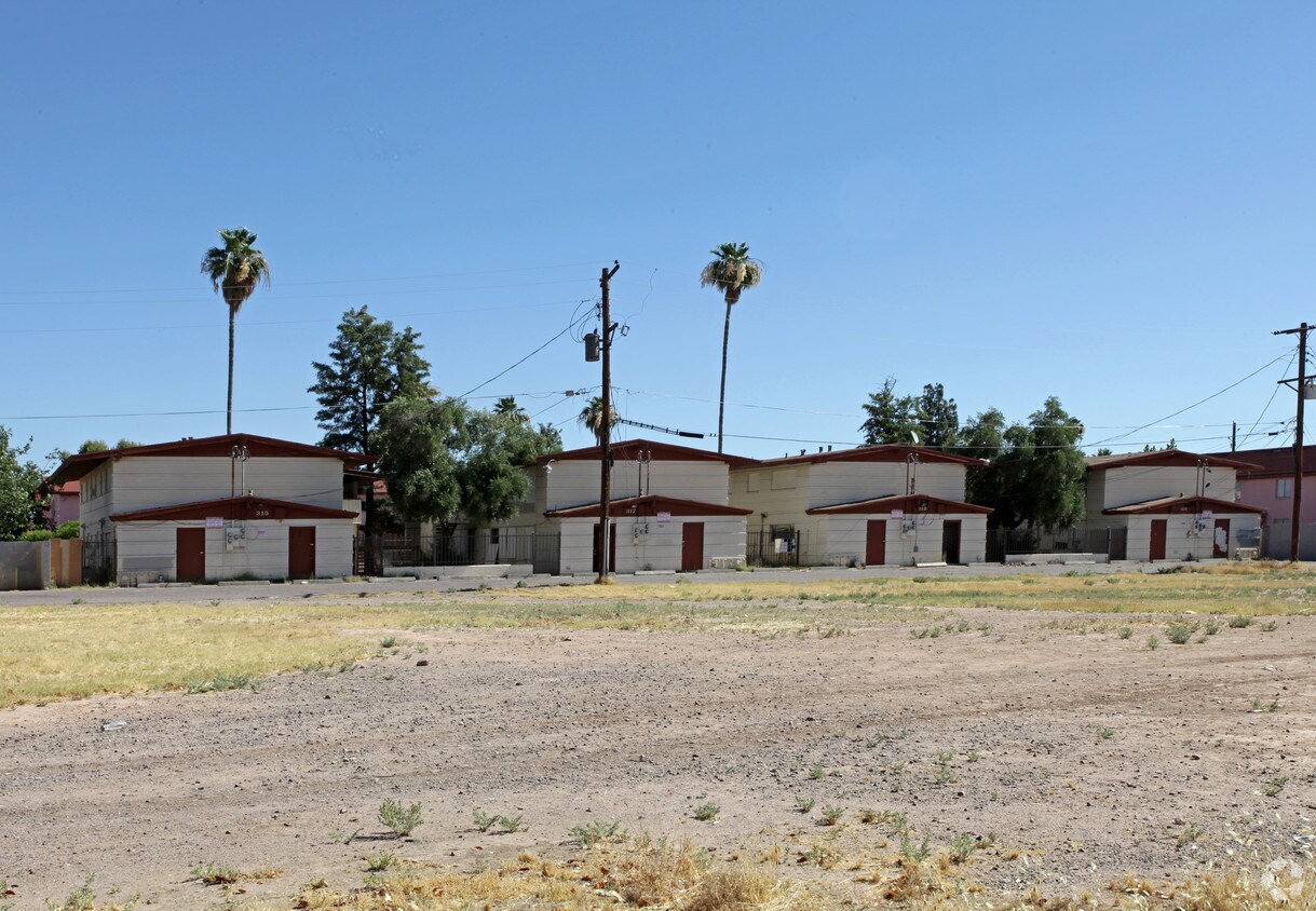 Primary Photo - Shouse Fourplexes