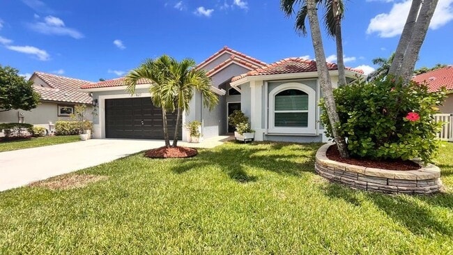 Photo - 1627 Oak Berry Cir (Wellington, FL) House