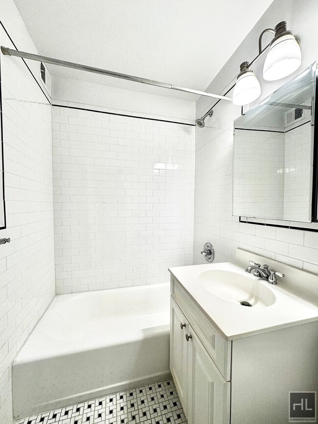 Building Photo - East 84th Street