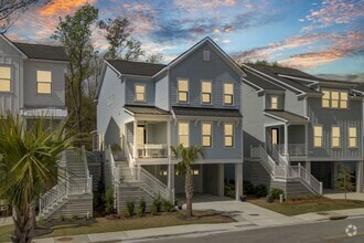 Building Photo - 1821 Mead Ln