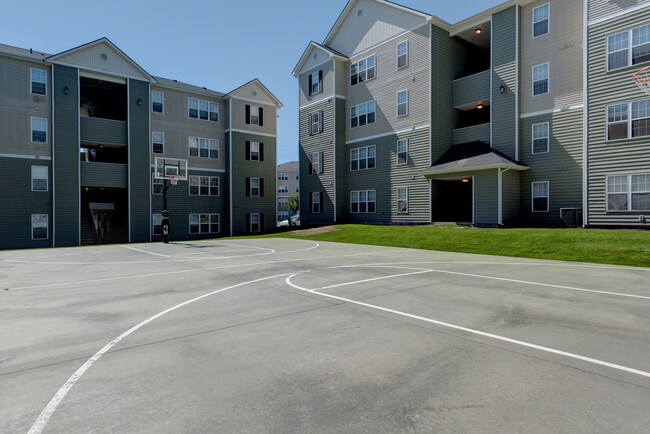 Cancha de baloncesto - The Grove at Cheney