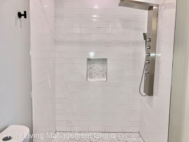 Foto del edificio - 3 br, 2.5 bath House - 5413 Christian Street