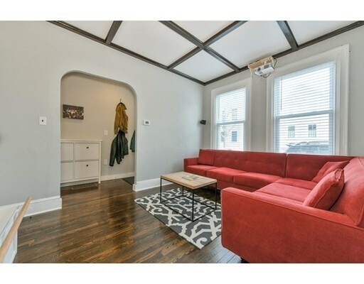Primary Photo - 130 Spring St