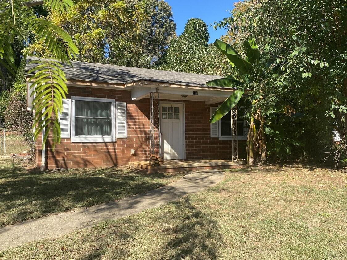 268 Asheville St, NC 28655 House Rental in NC
