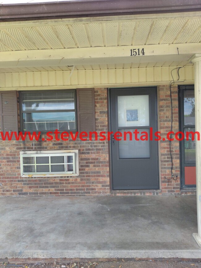 Building Photo - 1514 Taft St