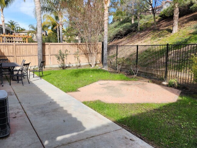 Foto del edificio - Single Level 3 Bedroom Home in Crowne Hill