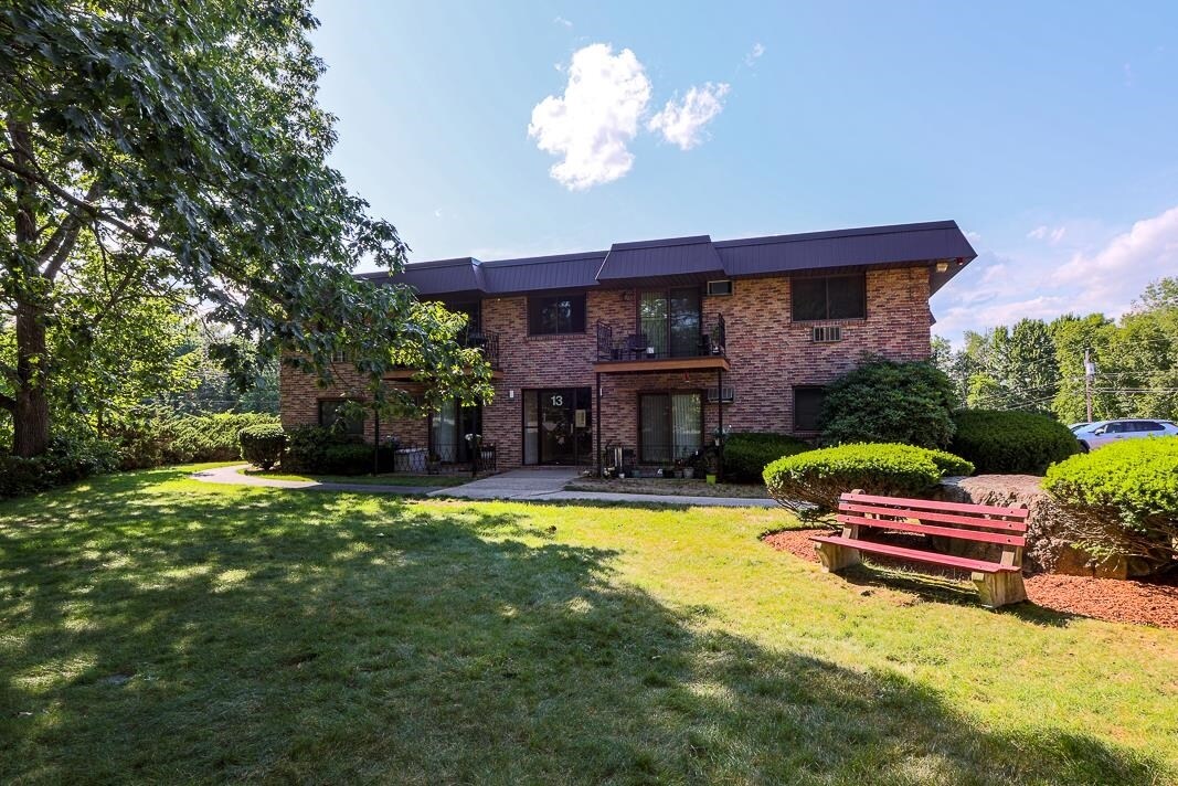 Foto principal - 13 Strawberry Bank Rd