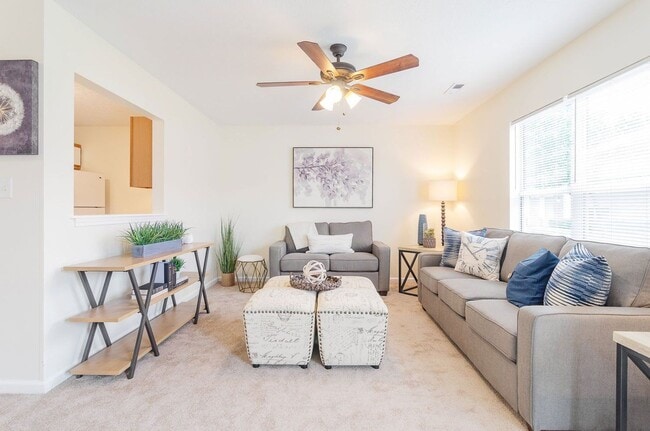 Foto del interior - Garden Grove Townhomes