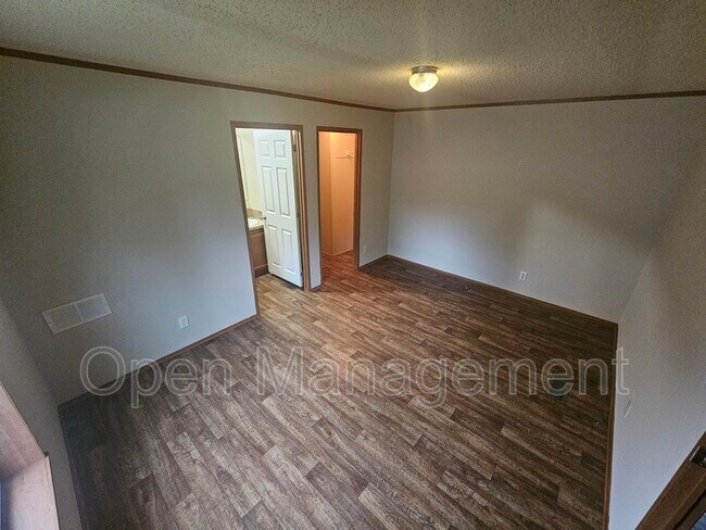 Building Photo - 3416 Kramers Ln