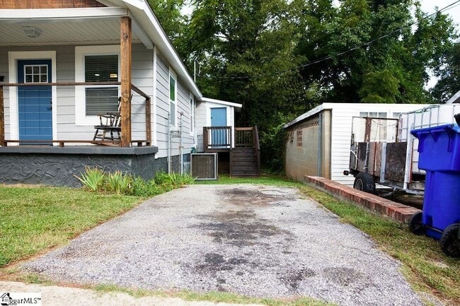 Photo - 4 Lindberg Ave House