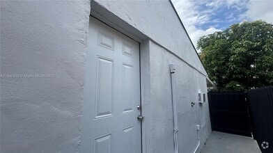 Building Photo - 2731 NW 100th St