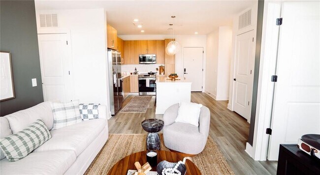 Foto del edificio - 2490 N Druid Hills Rd