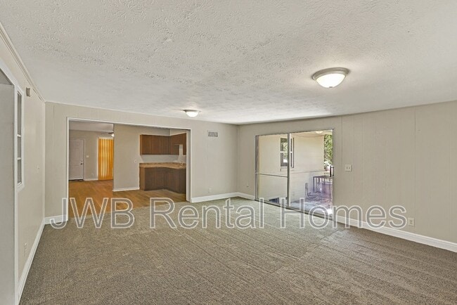 Building Photo - 1241 De Paul Dr