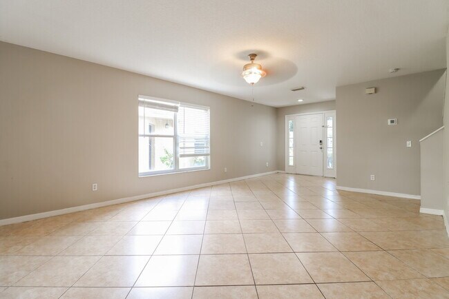 Building Photo - 1806 Horsechestnut Ct