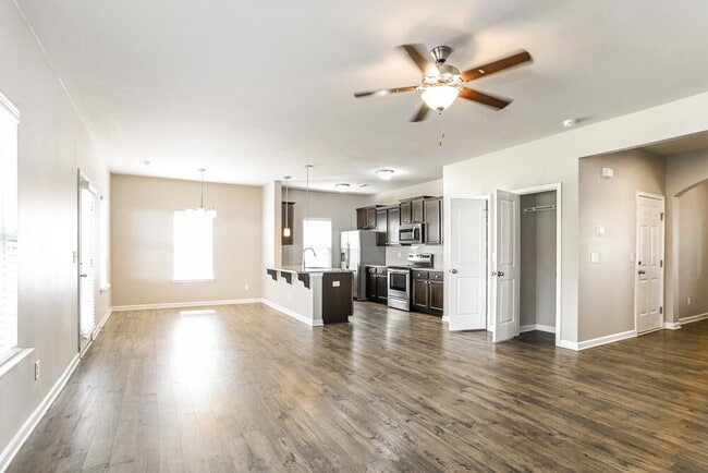 Foto del edificio - 1130 Rankin Oaks St