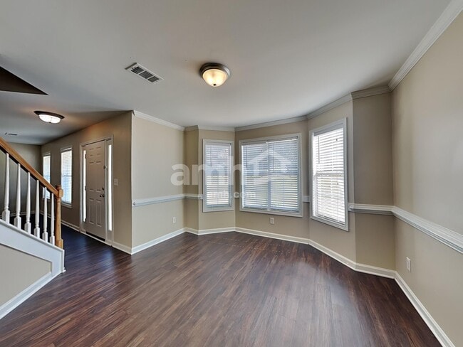 Building Photo - 241 Hunters Chase