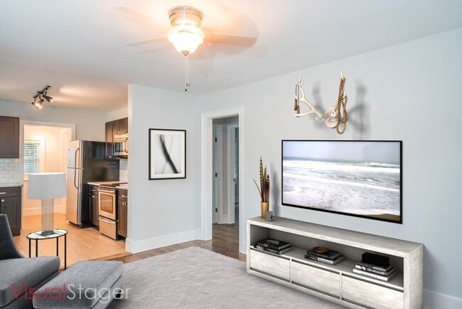 Foto del edificio - A0U02-1732 &amp; 1734 Matheson Ave