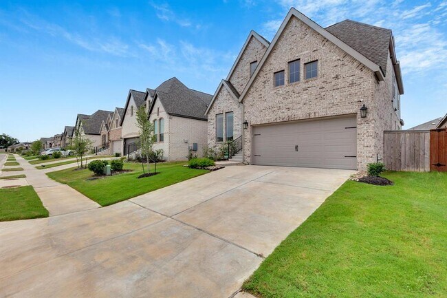 Building Photo - 130 Plumbago Loop
