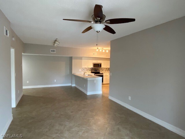 Building Photo - 1820 Florida Club Cir