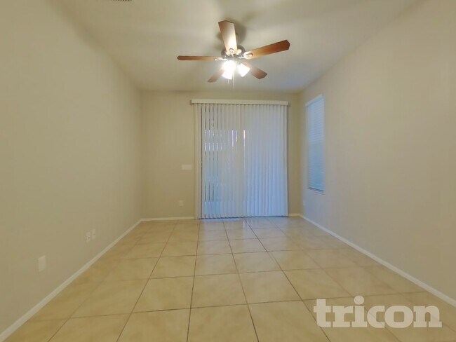 Foto del edificio - 14875 N 177th Ave