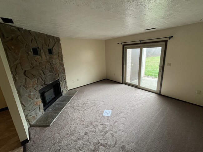 Rear family room - 5791 Pepperwood Ct