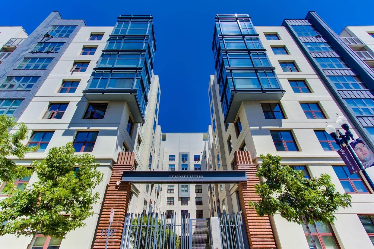 Foto principal - 1150 J St