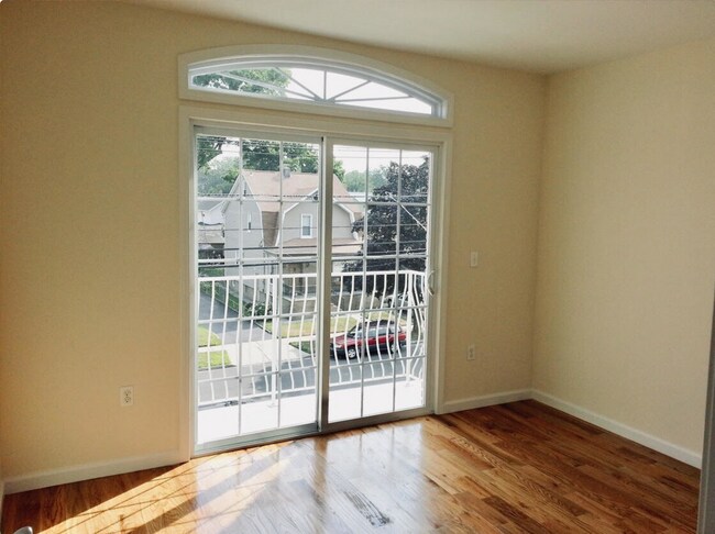 Bedroom 1 - 508 2nd Ave