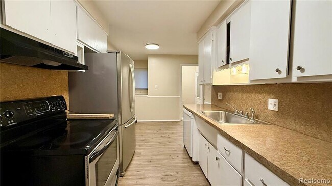 Foto del edificio - 21781 Stratford St