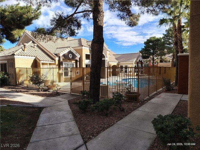 Foto del edificio - 8101 W Flamingo Rd