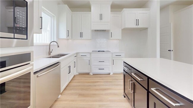 Foto del edificio - 510 W Olive St