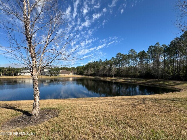 Building Photo - 211 Bonita Vista Dr