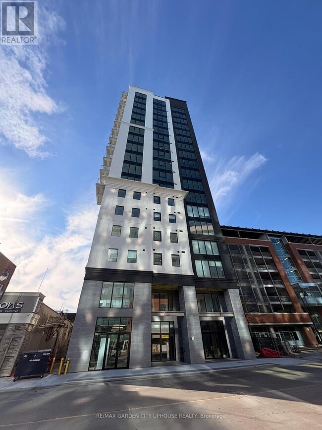 Building Photo - 57 Carlisle St