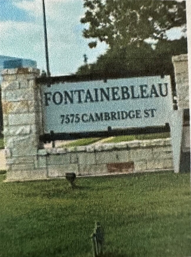 Building Photo - 7575 Cambridge St