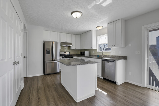 Building Photo - 8747 Clarksdale Dr
