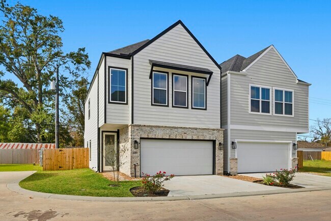 Building Photo - 11303 Stonework Grv Ln