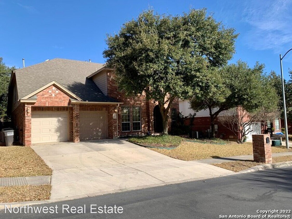 Primary Photo - 4 br, 3.5 bath House - 10010 Ramblin River